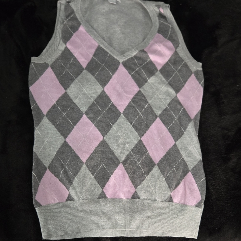 New York & Company Gray and Pink Argyle Sweater Vest